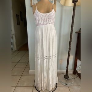 Haute Monde Maxi Dress Size M